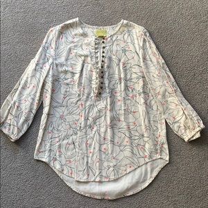 Floral print blouse
